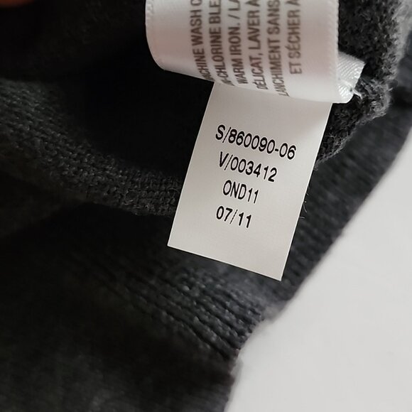 NWT OLD NAVY Women's Knit V Neck Long Sleeves Pullover Sweater Top Size Small - Picture 8 of 11